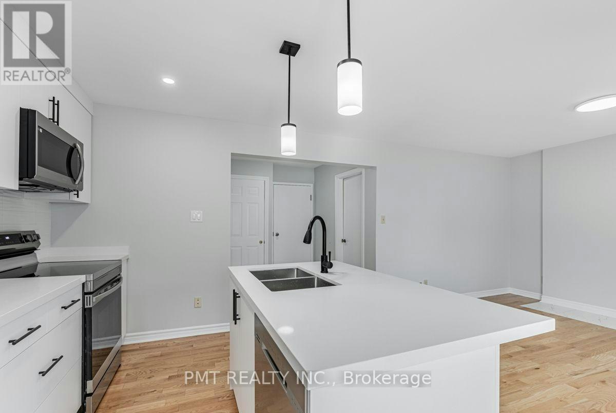 MAIN-71 Misty Meadow Drive, Vaughan, ON, L4L 3X1 - 7