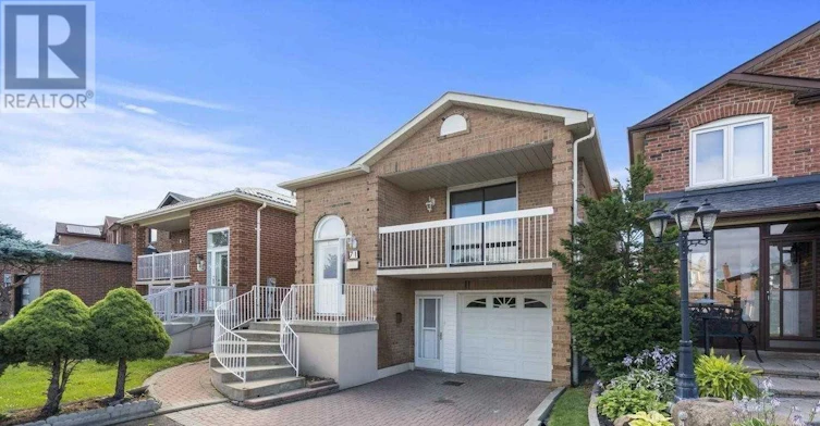 MAIN-71 Misty Meadow Drive, Vaughan, ON, L4L 3X1