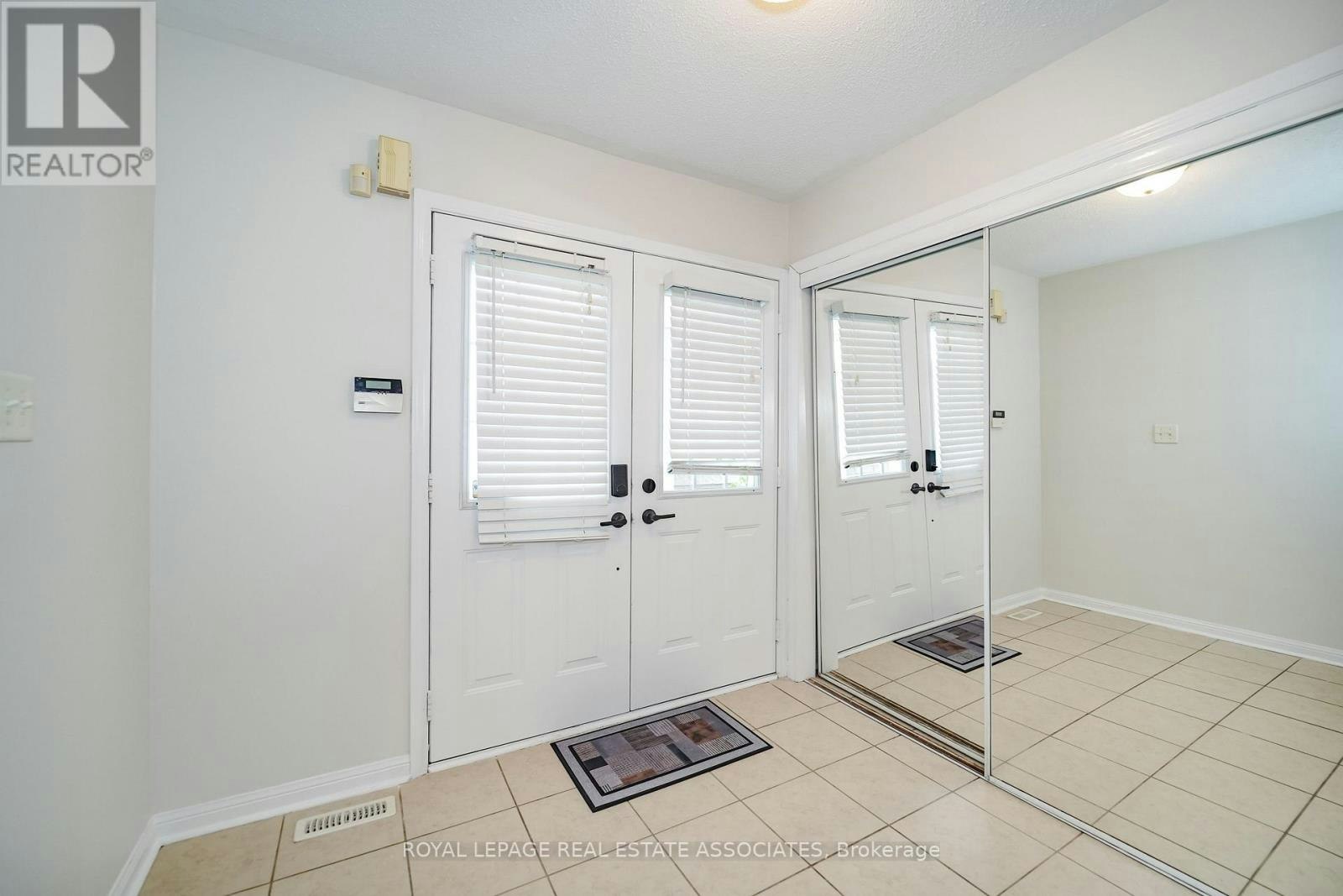 54 Horizon Street, Brampton, ON, L6P 2J2 - 7