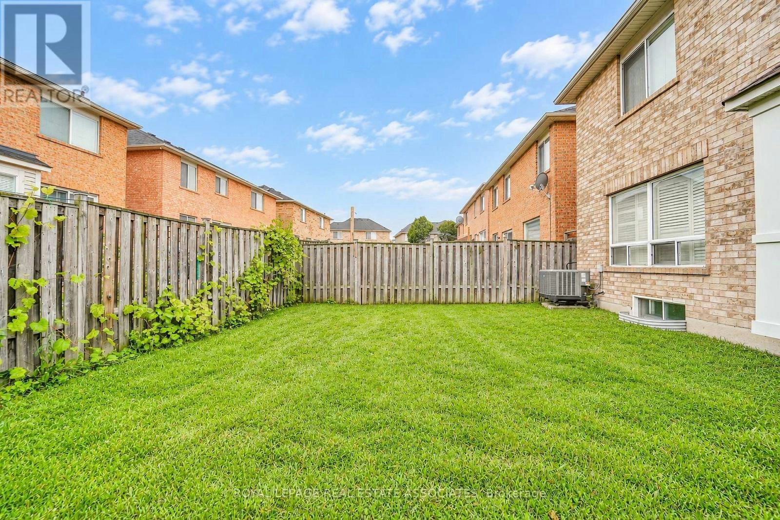 54 Horizon Street, Brampton, ON, L6P 2J2 - 6