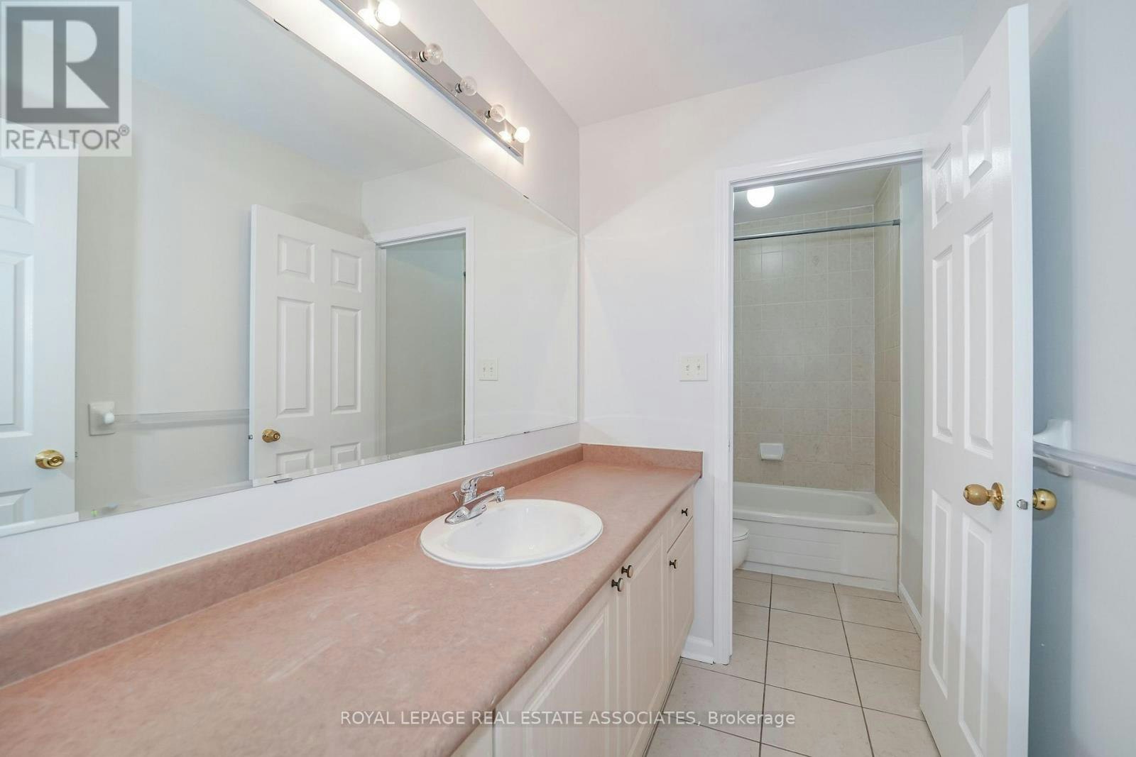 54 Horizon Street, Brampton, ON, L6P 2J2 - 26