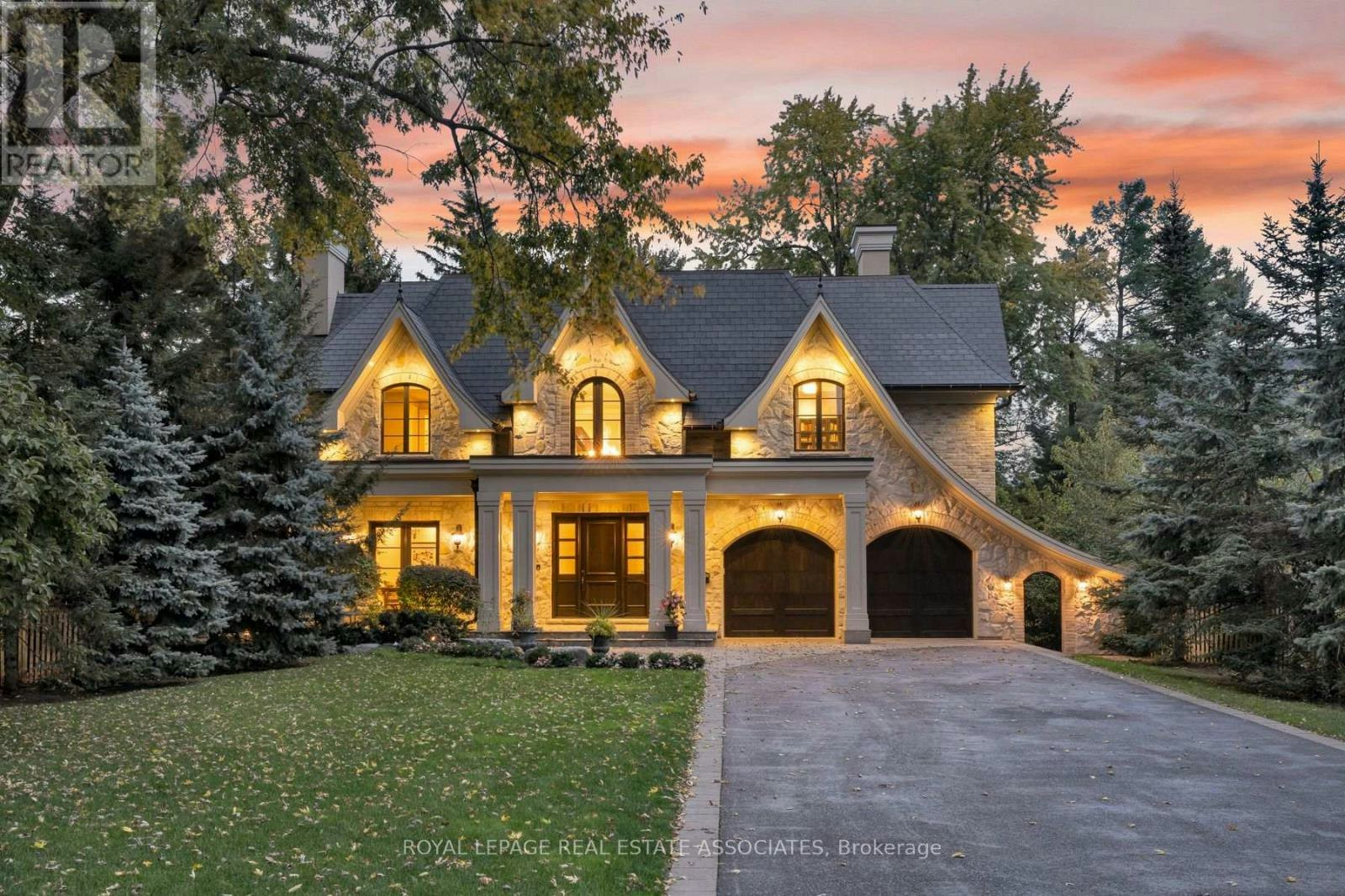 1469 Crescent Road, Mississauga, ON, L5H 1P5