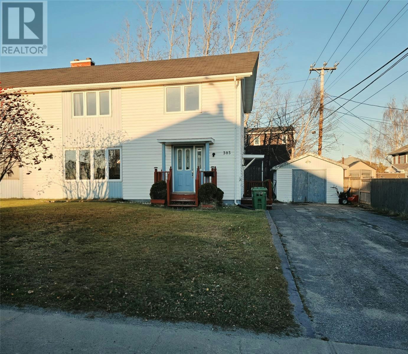 303 Carson Avenue, Labrador City, NL, A2V 2C4