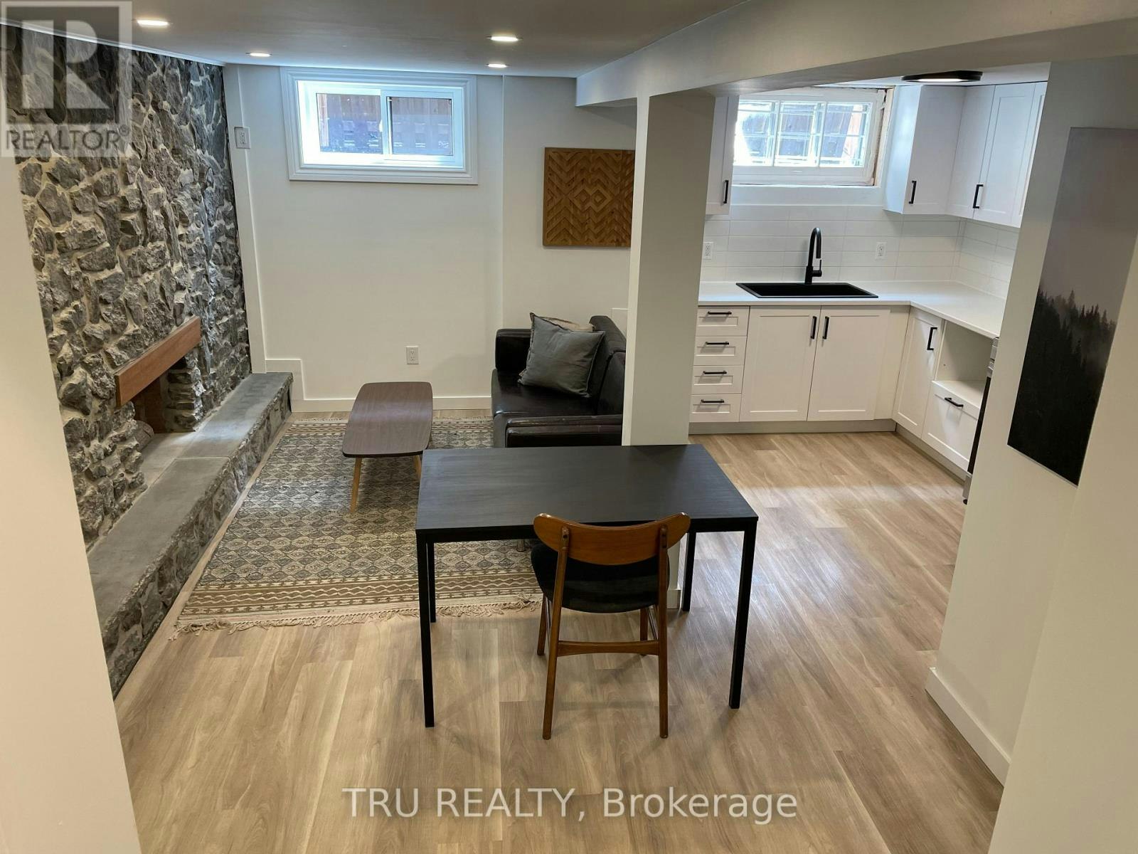 B-2443 Sudbury Avenue, Ottawa, ON, K2C 1L6 - 7