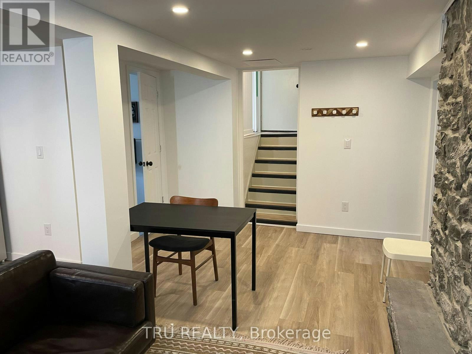 B-2443 Sudbury Avenue, Ottawa, ON, K2C 1L6 - 12