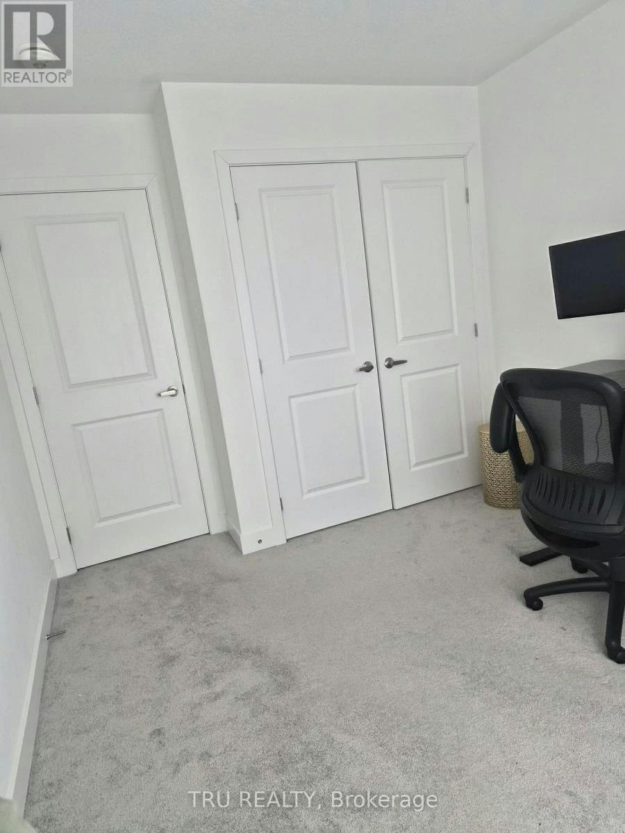 2037 Allegrini Terrace, Ottawa, ON, K2S 2S7 - 13