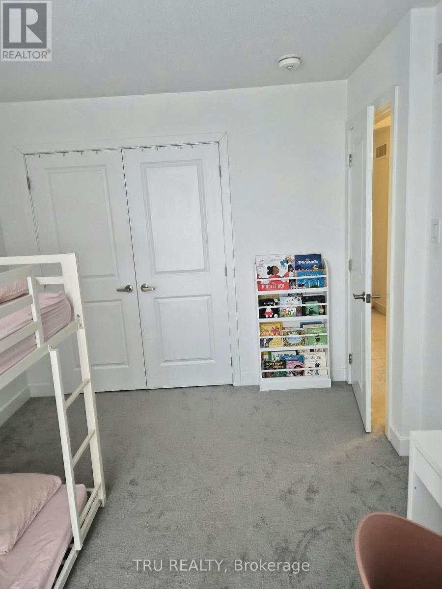 2037 Allegrini Terrace, Ottawa, ON, K2S 2S7 - 12