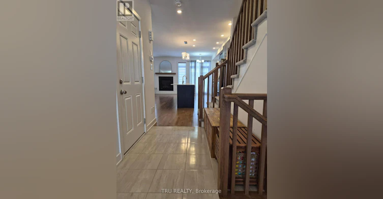 2037 Allegrini Terrace, Ottawa, ON, K2S 2S7 - 4