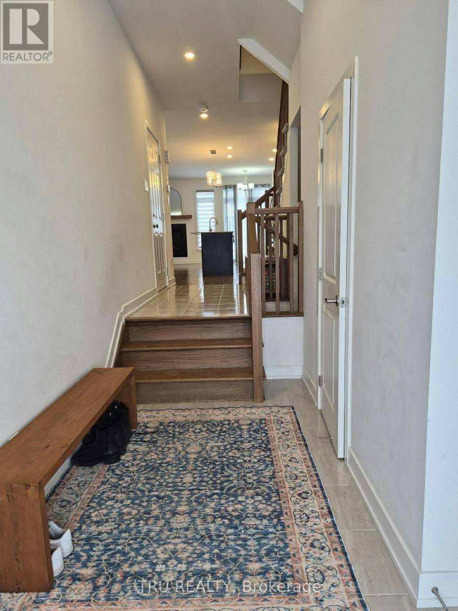 2037 Allegrini Terrace, Ottawa, ON, K2S 2S7 - 3
