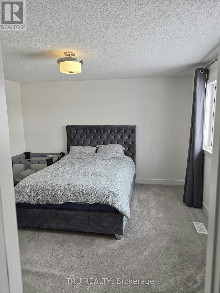 2037 Allegrini Terrace, Ottawa, ON, K2S 2S7 - 8