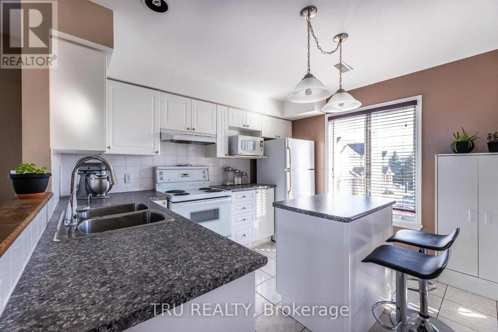 1707 Blohm Drive, Ottawa, ON, K1G 6N6 - 10