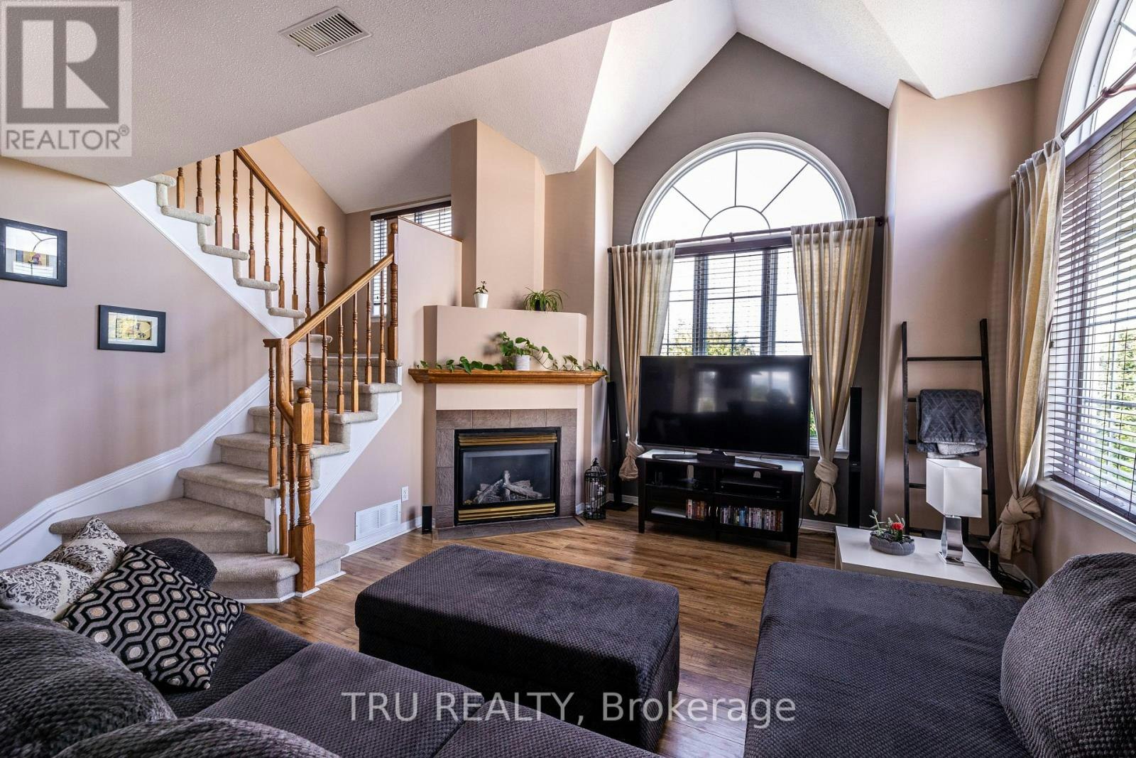 1707 Blohm Drive, Ottawa, ON, K1G 6N6 - 3