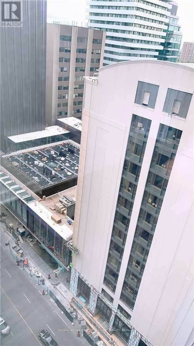1911-188 Cumberland Street, Toronto, ON, M5R 2G3 - 16