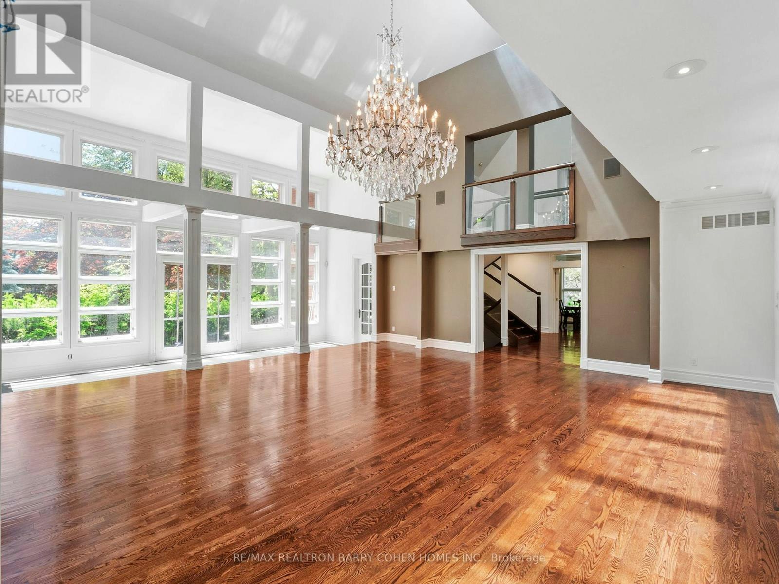 40 Old Colony Road, Toronto, ON, M2L 2K1 - 8