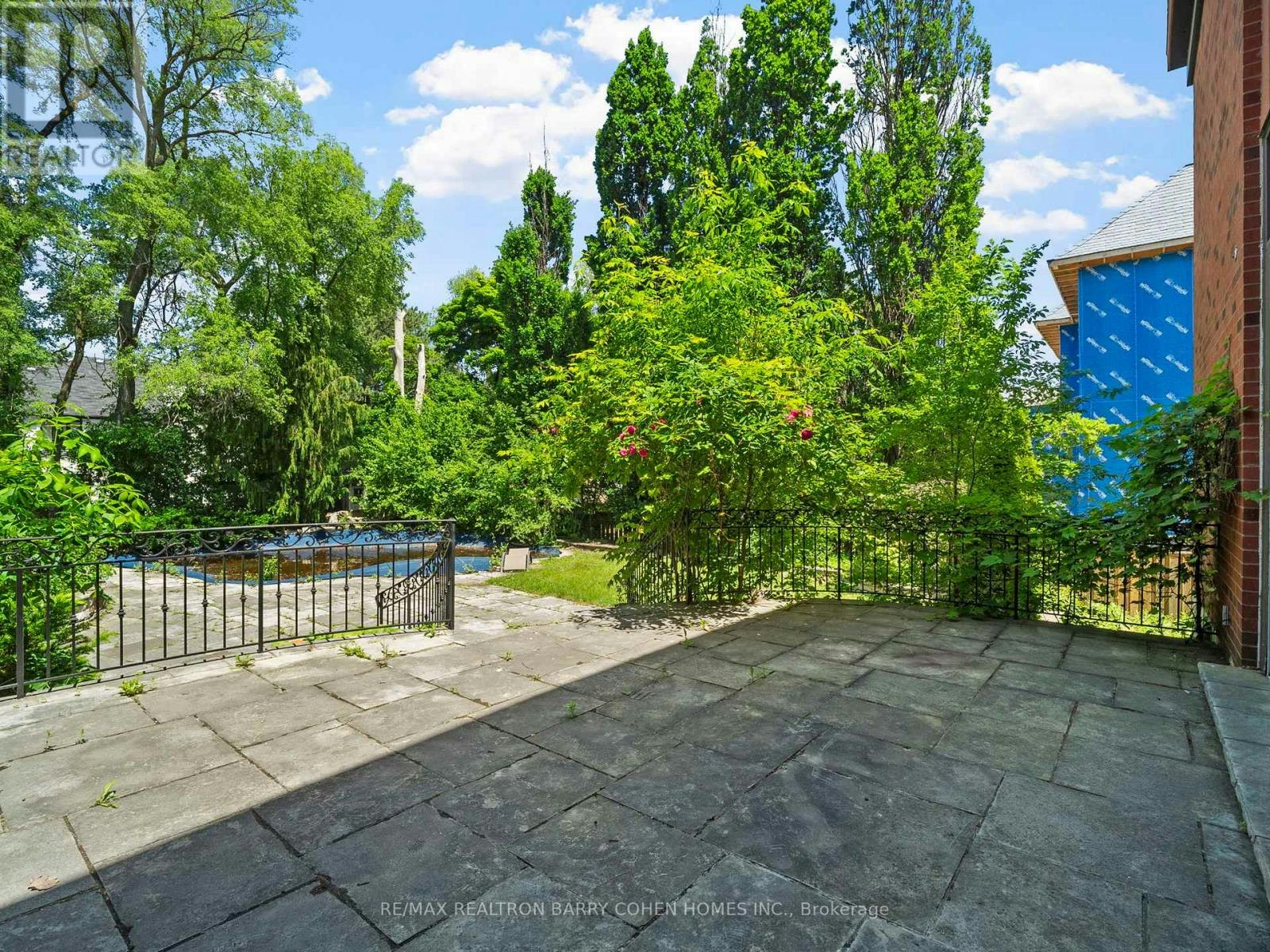 40 Old Colony Road, Toronto, ON, M2L 2K1 - 44