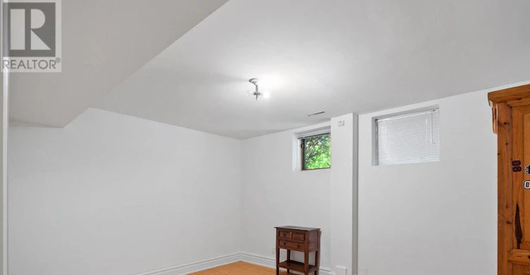 40 Old Colony Road, Toronto, ON, M2L 2K1 - 38