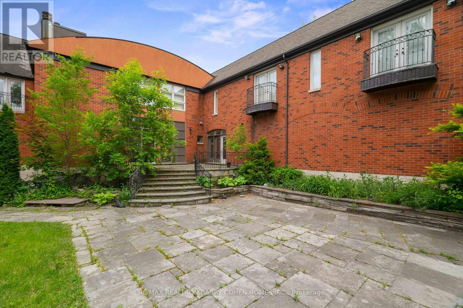 40 Old Colony Road, Toronto, ON, M2L 2K1 - 43