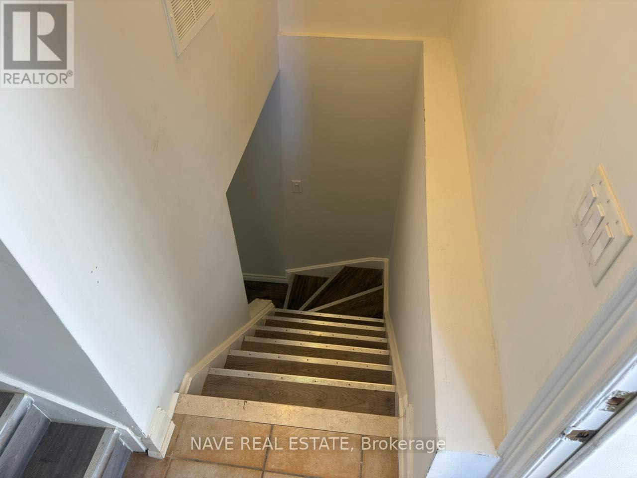 BASEMENT-52 Rocksprings Avenue, Richmond Hill, ON, L4S 1P8 - 7