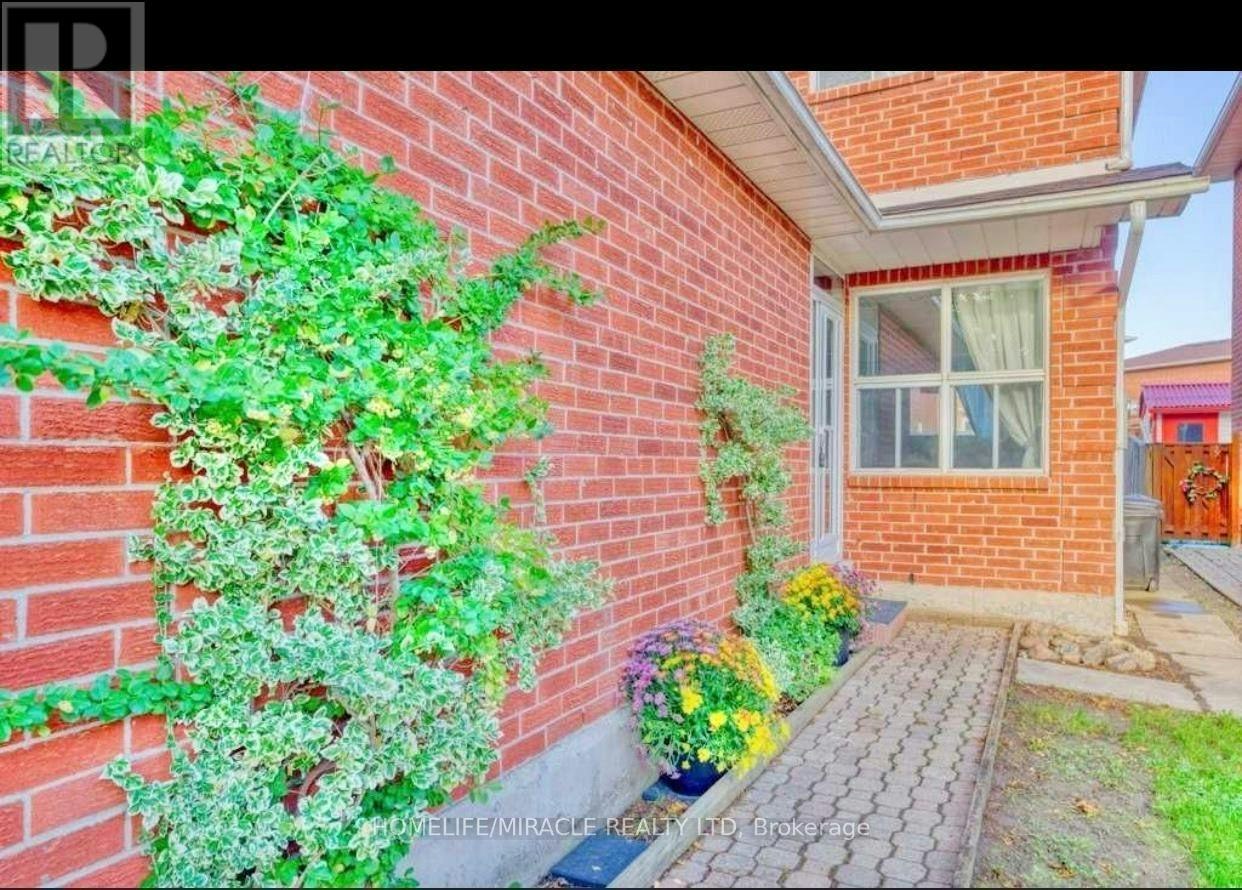 21 Ecclestone Drive, Brampton, ON, L6X 3N7