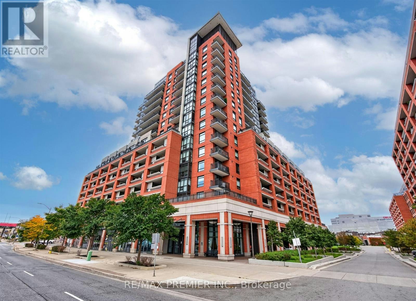 704-3091 Dufferin Street, Toronto, ON, M6A 0C4