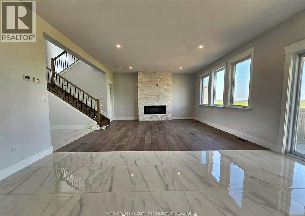 4434 Belmont, Lakeshore, ON, N0R 1A0 - 2