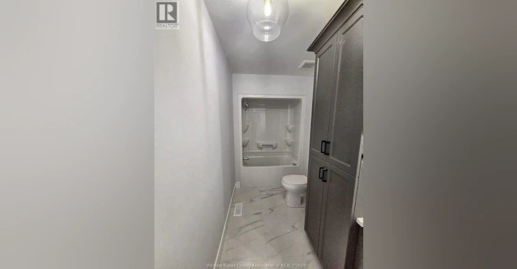 4434 Belmont, Lakeshore, ON, N0R 1A0 - 20