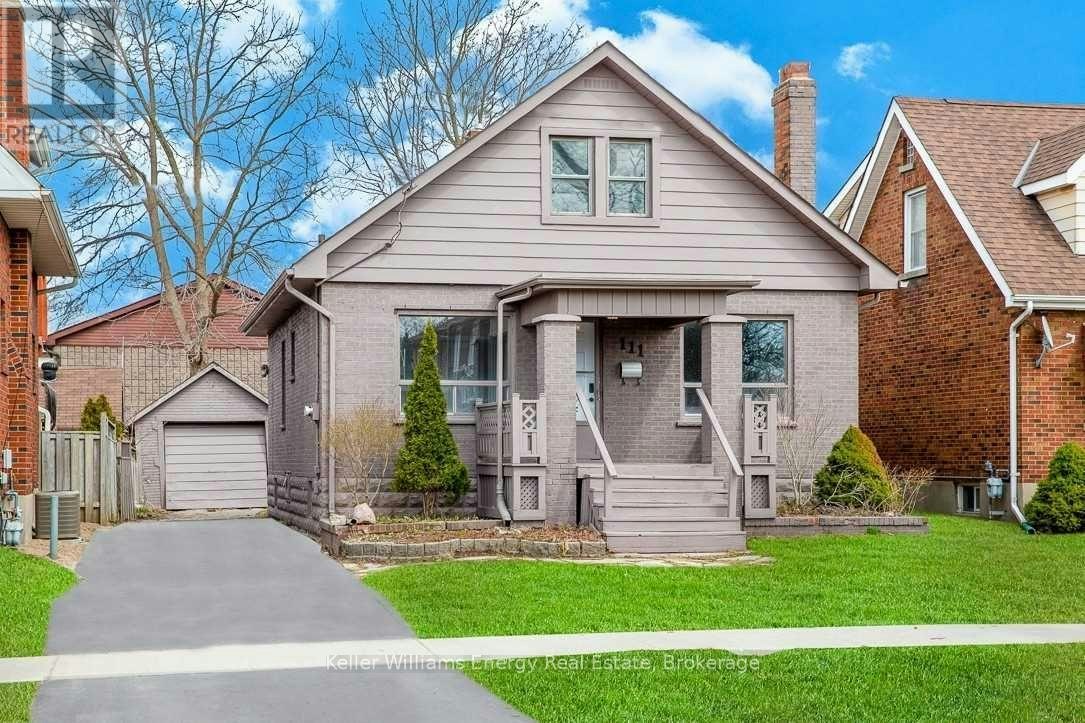 111 Oshawa Boulevard S, Oshawa, ON, L1H 5R4