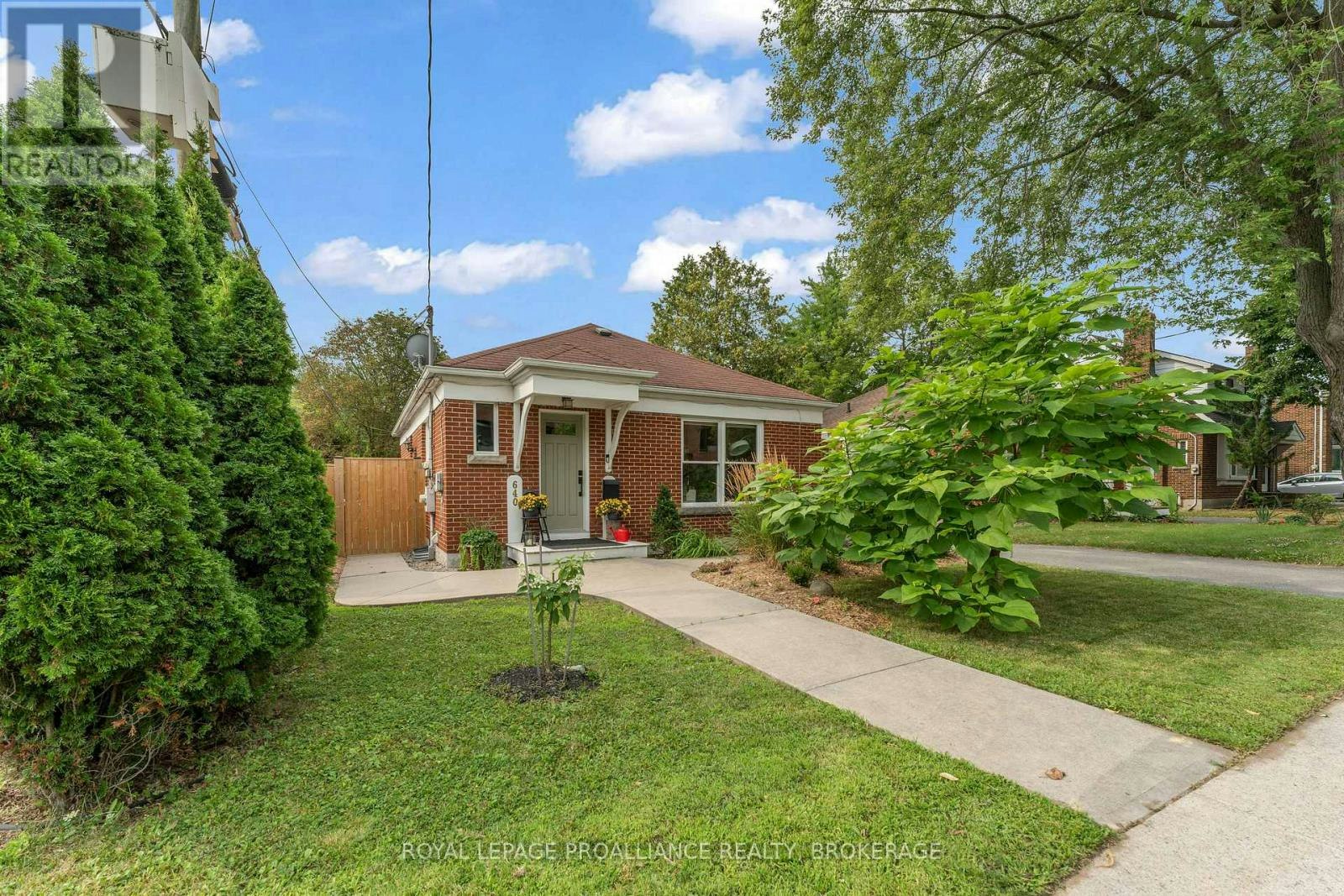 640 Brock Street, Kingston, ON, K7L 1V6