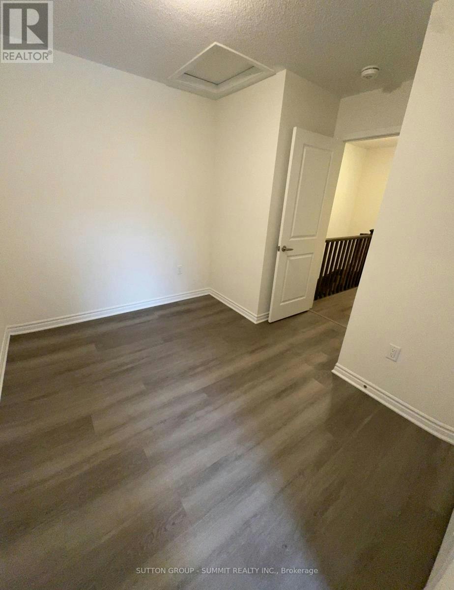 3355 Thunderbird Promenade, Pickering, ON, L1X 0N1 - 25