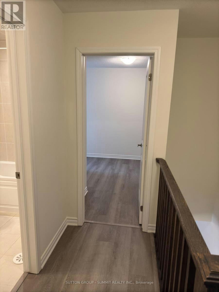 3355 Thunderbird Promenade, Pickering, ON, L1X 0N1 - 24