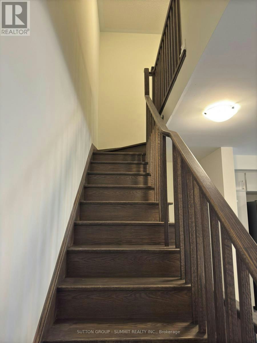 3355 Thunderbird Promenade, Pickering, ON, L1X 0N1 - 21