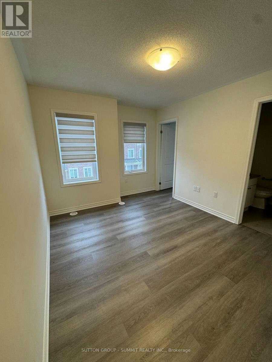 3355 Thunderbird Promenade, Pickering, ON, L1X 0N1 - 31