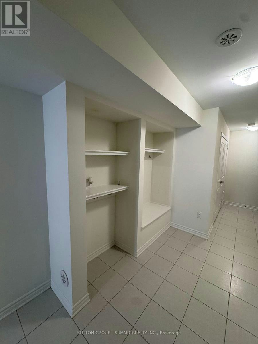 3355 Thunderbird Promenade, Pickering, ON, L1X 0N1 - 8