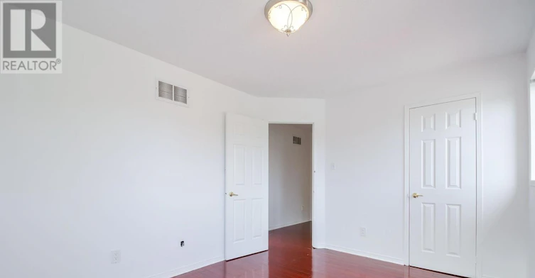 22 Meadow Glade Road, Brampton, ON, L6R 1Z7 - 21