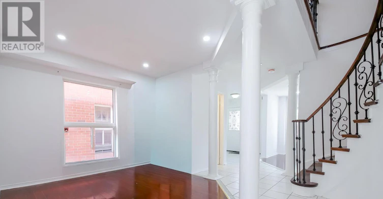 22 Meadow Glade Road, Brampton, ON, L6R 1Z7 - 16
