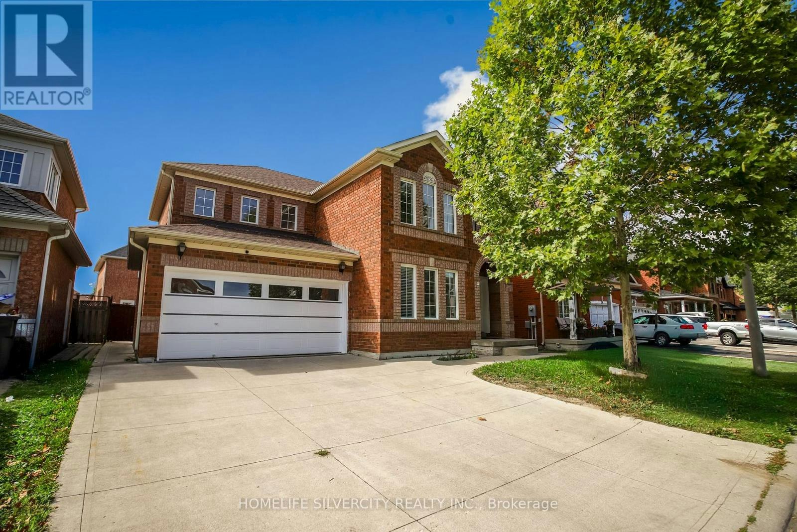 22 Meadow Glade Road, Brampton, ON, L6R 1Z7 - 5