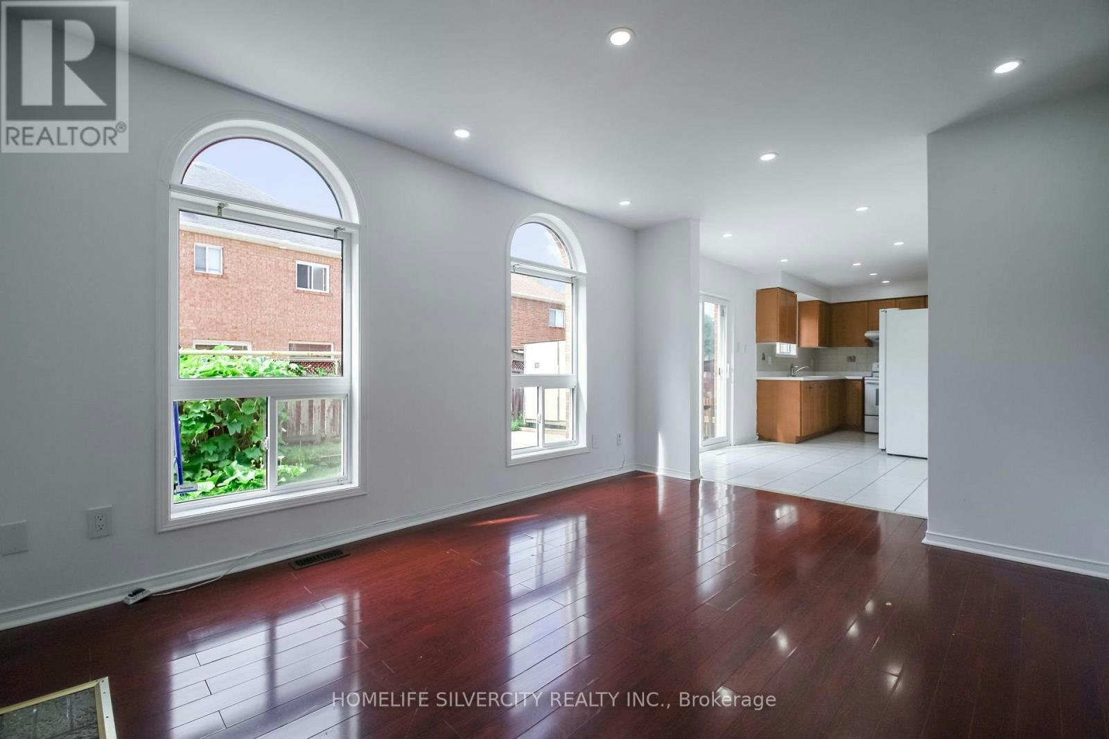 22 Meadow Glade Road, Brampton, ON, L6R 1Z7 - 12