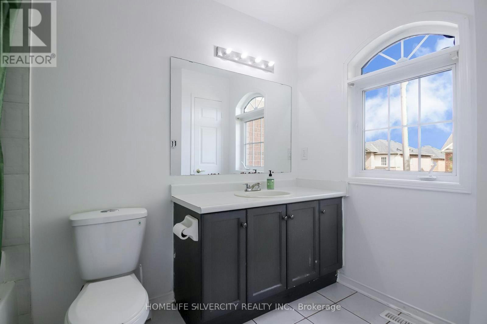 22 Meadow Glade Road, Brampton, ON, L6R 1Z7 - 34