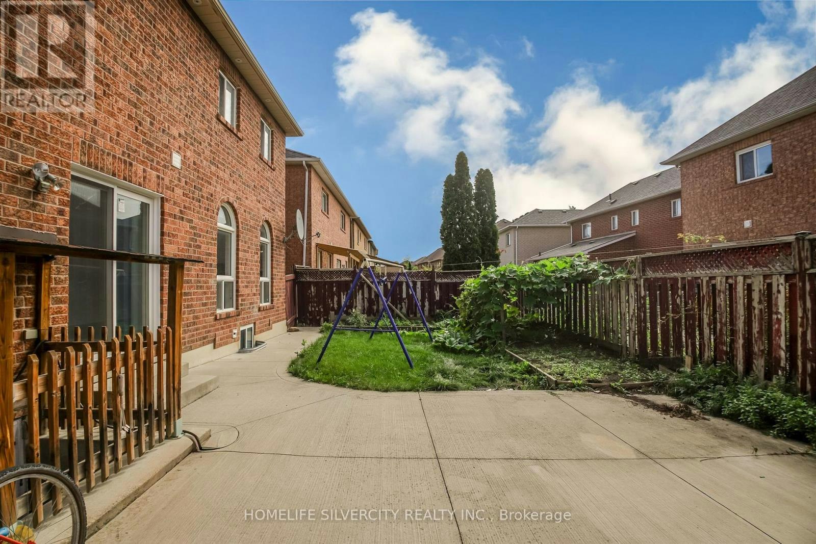 22 Meadow Glade Road, Brampton, ON, L6R 1Z7 - 37