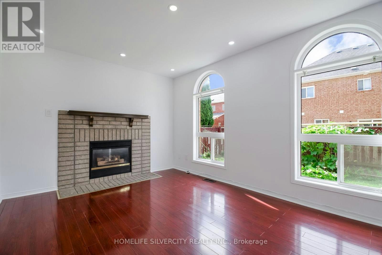 22 Meadow Glade Road, Brampton, ON, L6R 1Z7 - 10