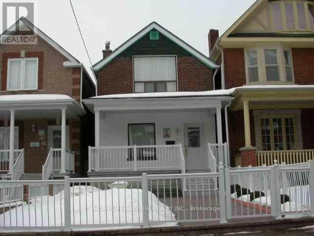 190 Campbell (Main Floor Avenue, Toronto, ON, M6P 3V4