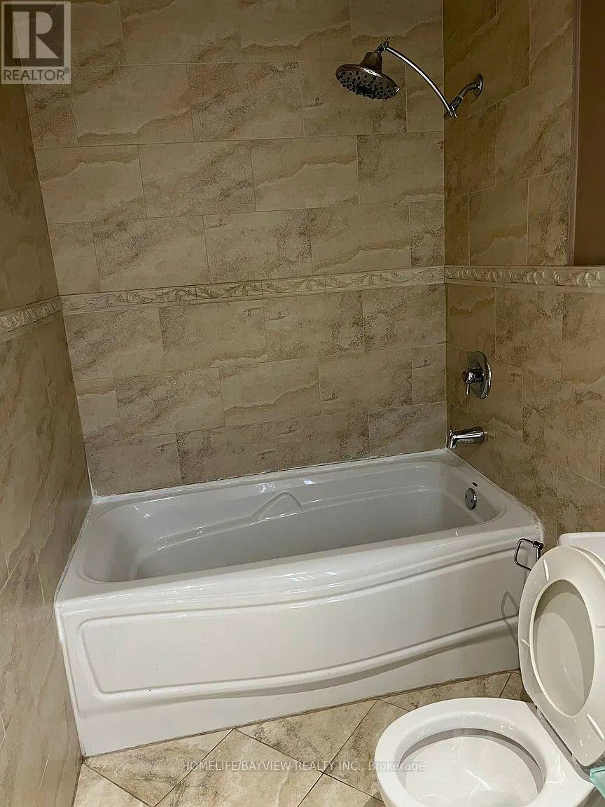 190 Campbell (Main Floor Avenue, Toronto, ON, M6P 3V4 - 6