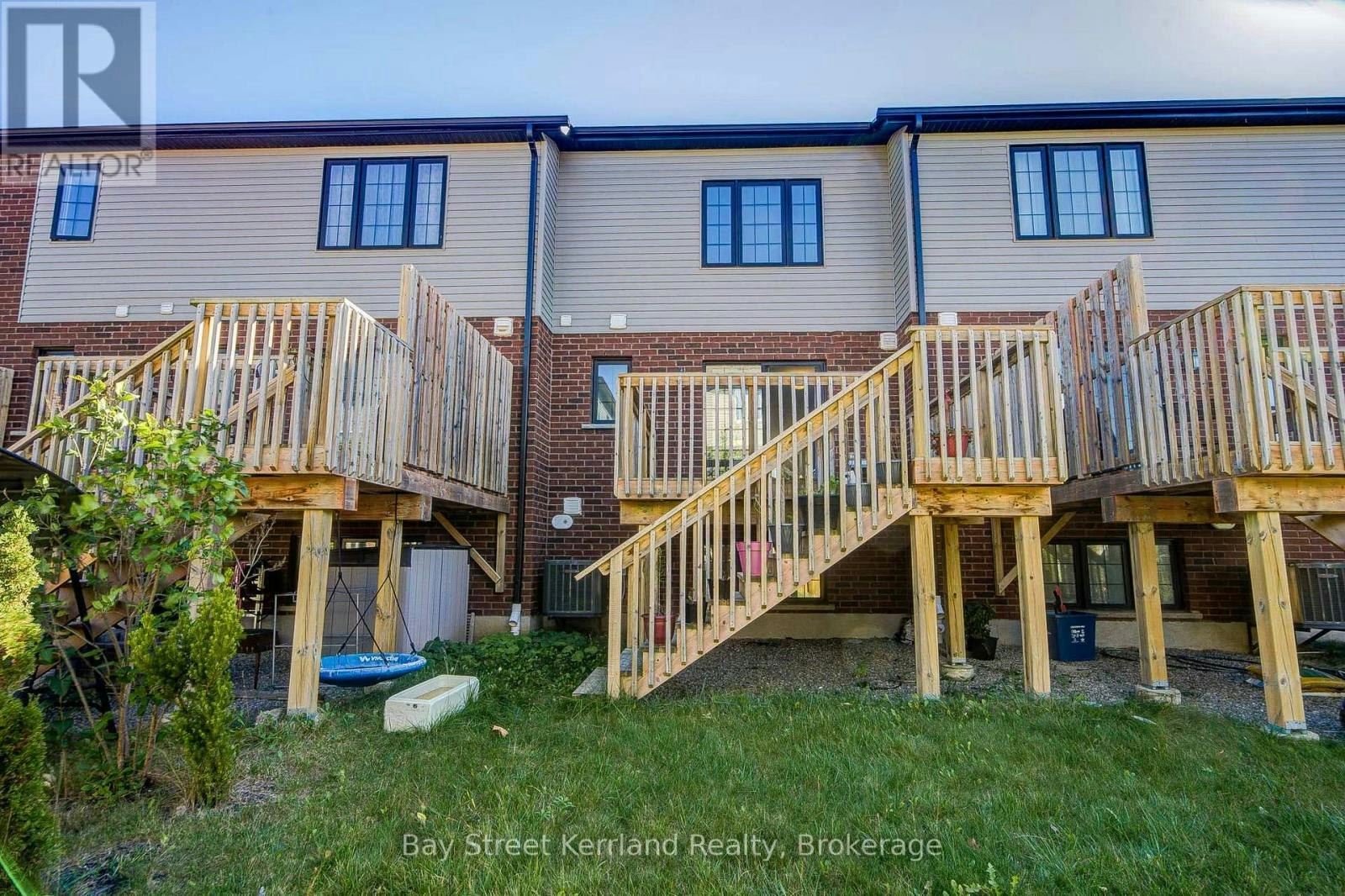 7 Sportsman Hill Street, Kitchener, ON, N2P 2N7 - 40