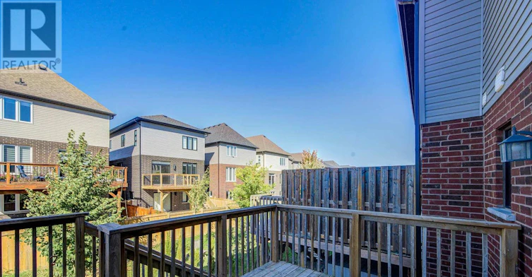 7 Sportsman Hill Street, Kitchener, ON, N2P 2N7 - 37
