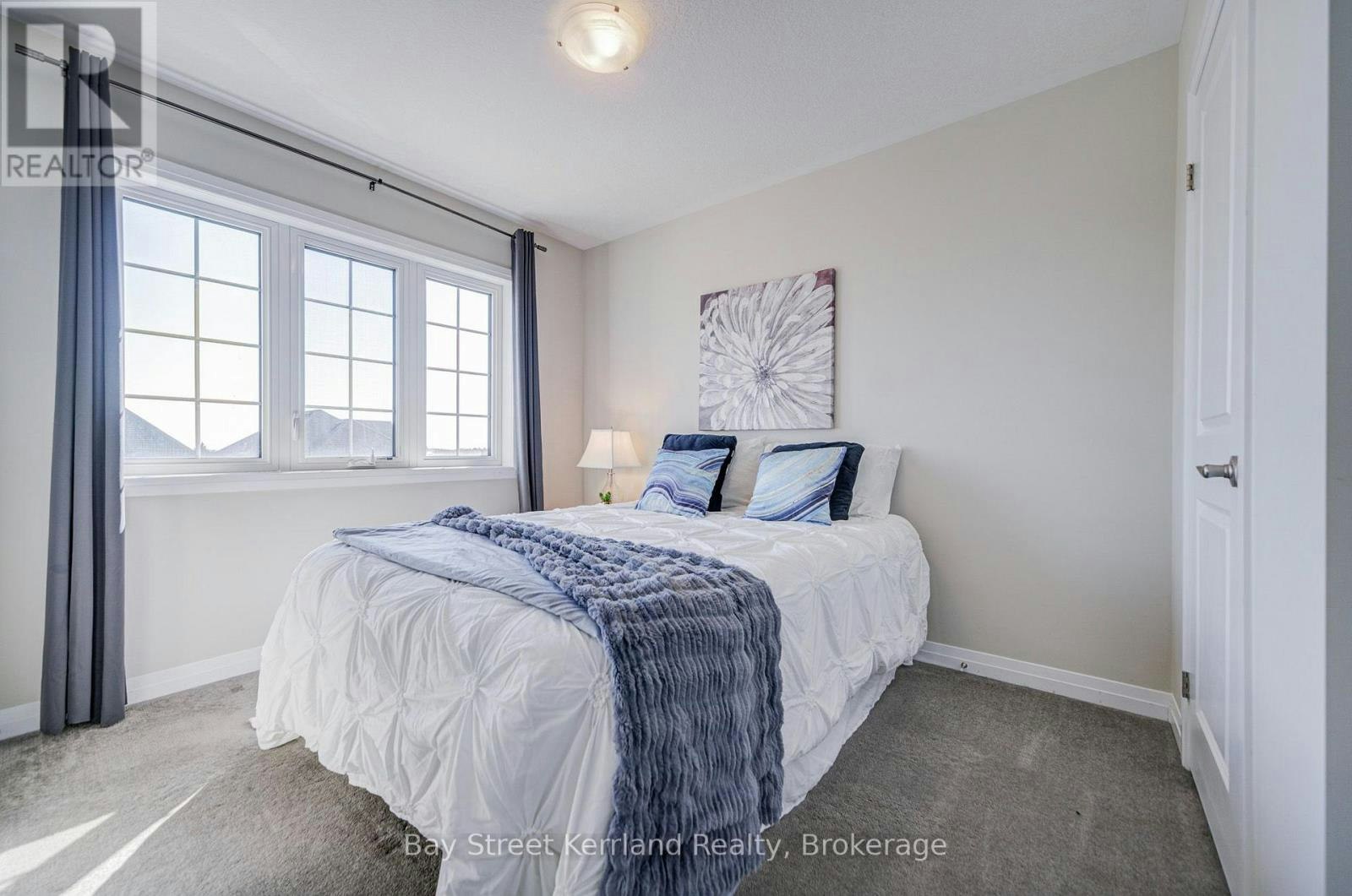 7 Sportsman Hill Street, Kitchener, ON, N2P 2N7 - 32