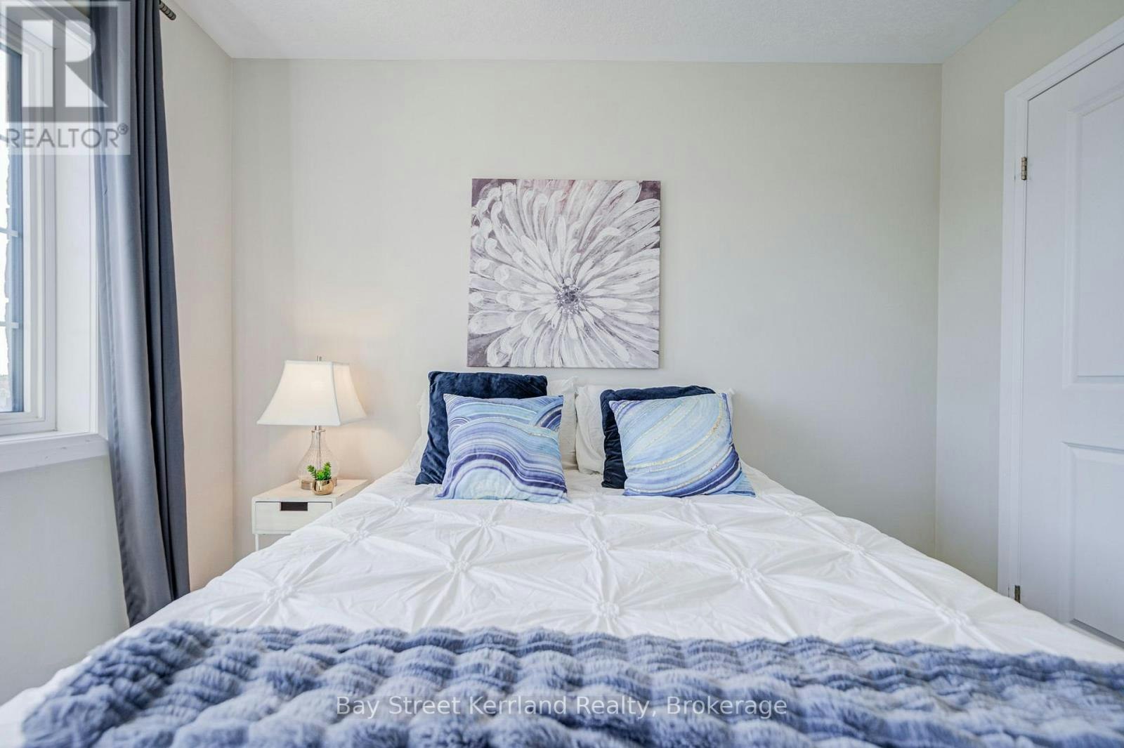 7 Sportsman Hill Street, Kitchener, ON, N2P 2N7 - 33