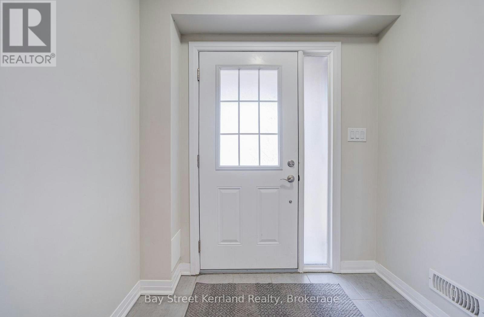 7 Sportsman Hill Street, Kitchener, ON, N2P 2N7 - 3