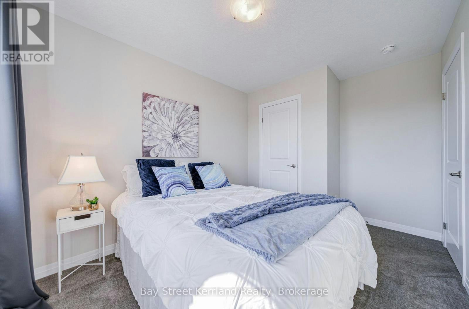 7 Sportsman Hill Street, Kitchener, ON, N2P 2N7 - 34