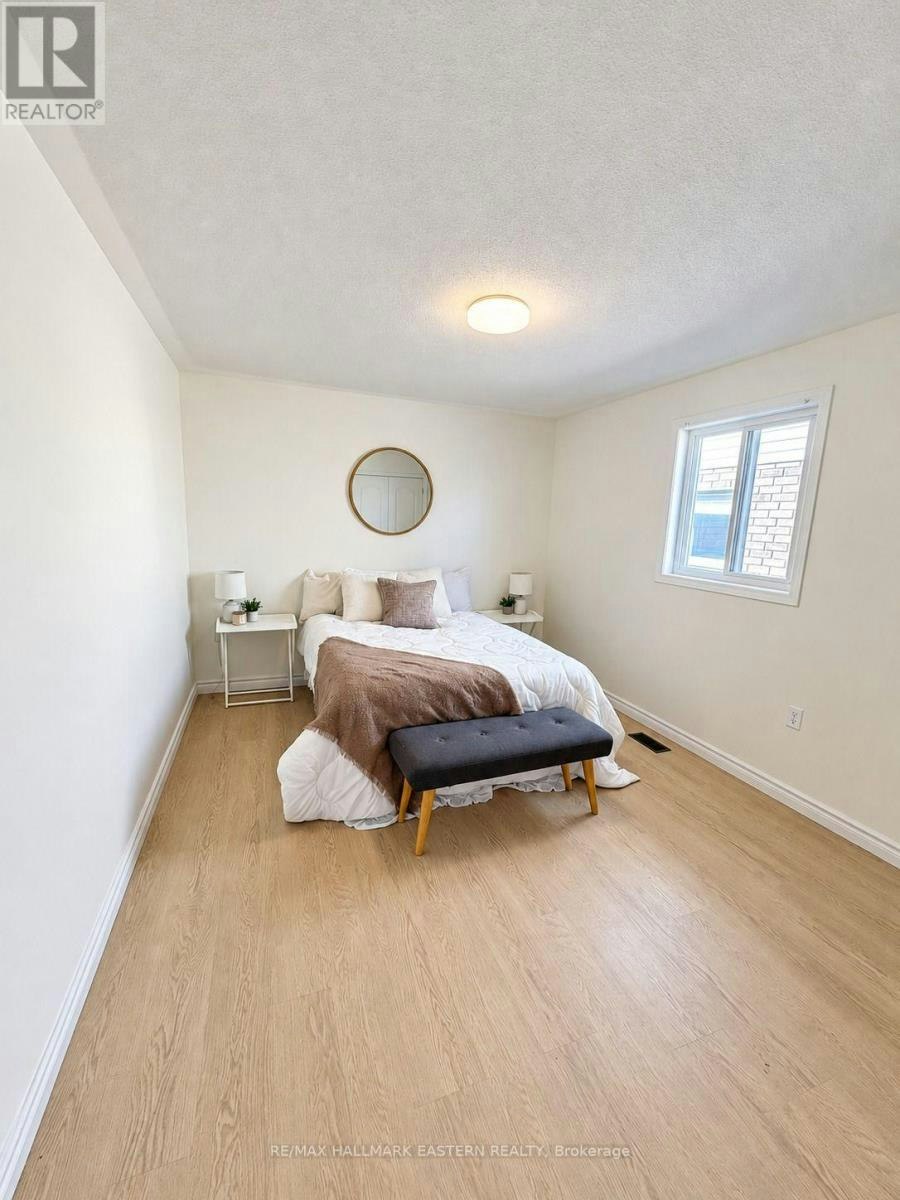 656 Clancy Crescent, Peterborough, ON, K9K 2S3 - 7