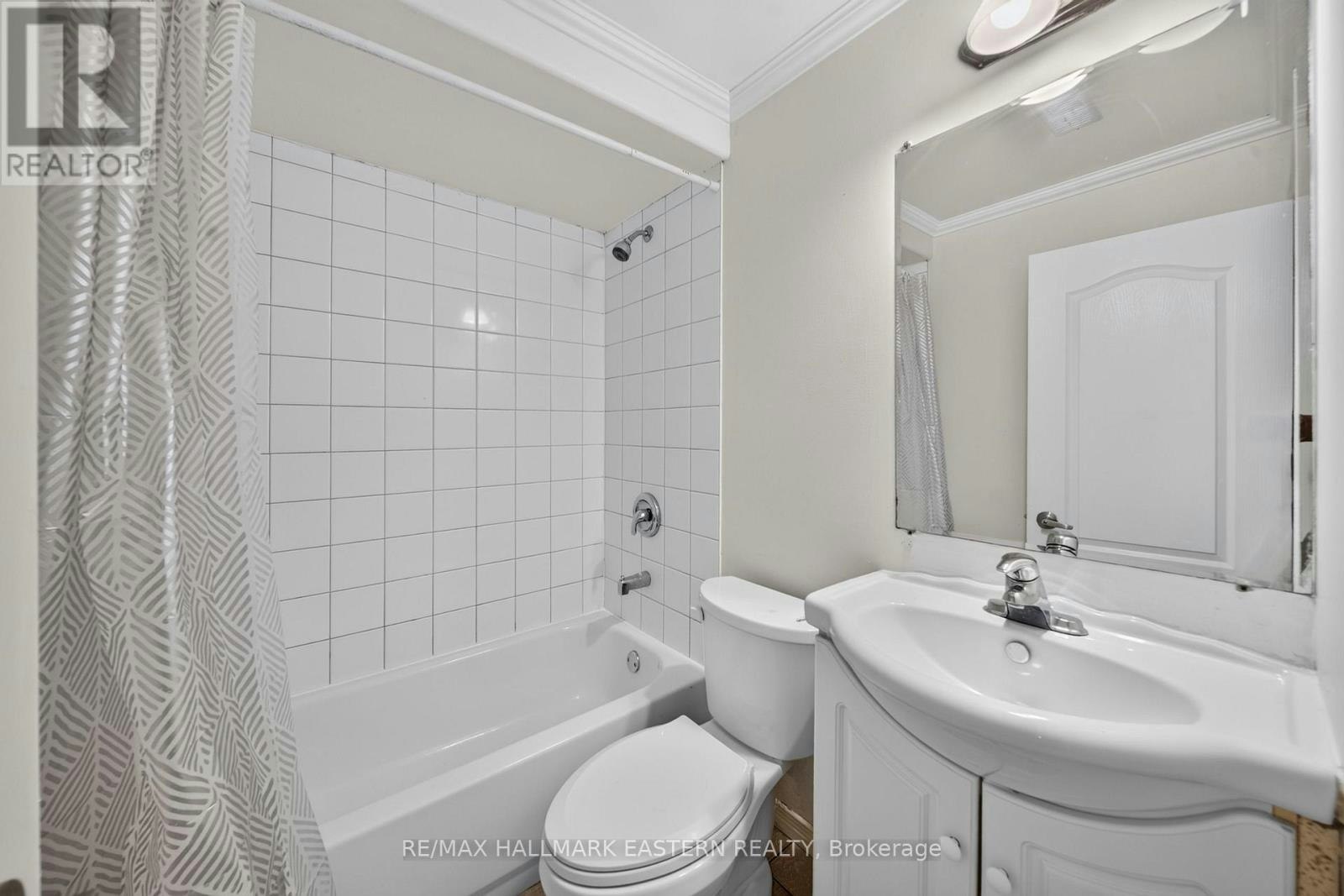 656 Clancy Crescent, Peterborough, ON, K9K 2S3 - 15